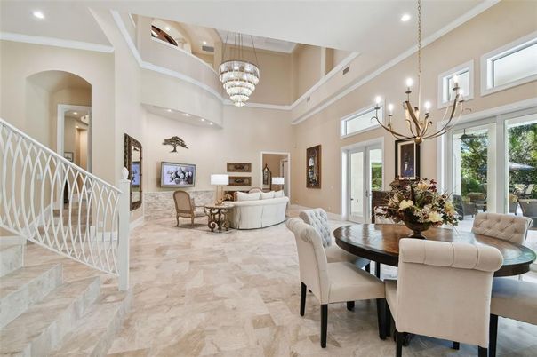 Chandelier, Dining room, Interior, Living room, Recessed Lighting