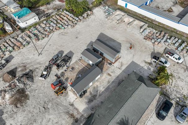 Exterior, Drone