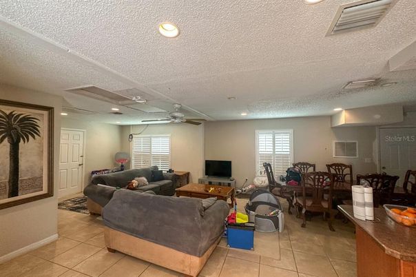 Dining room, Interior, Living room, Recessed Lighting