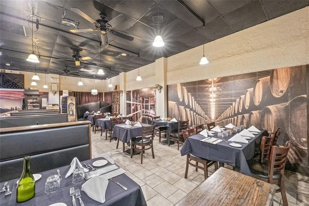 Dining room, Interior, Kitchen, Pendant Lights