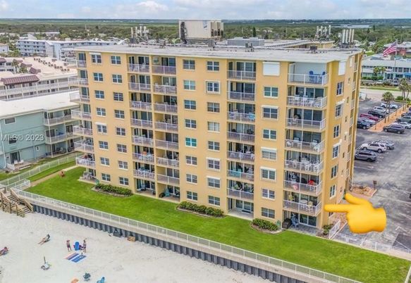 Exterior, Facade, Condo Building