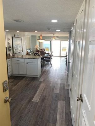 Dining room, Interior, Kitchen, Recessed Lighting, Wood Texture Flooring