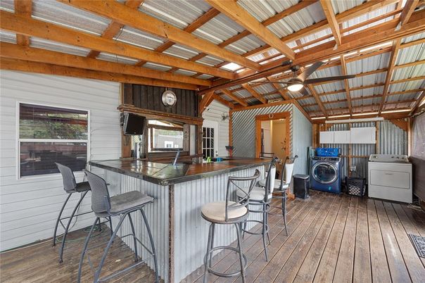 Interior, Washer, Wooden Beams, Wood Texture Flooring