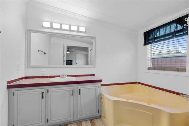 Bathroom, Free Standing Baths, Interior