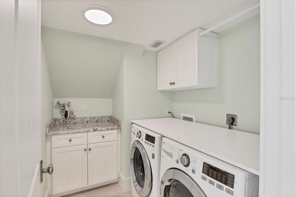 Interior, Recessed Lighting, Washer