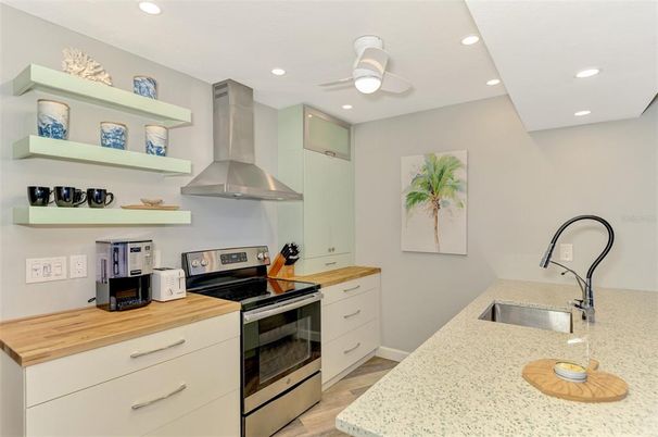 Interior, Kitchen, Recessed Lighting, Wood Texture Flooring