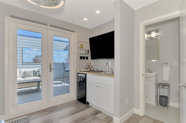 Bathroom, Interior, Recessed Lighting, Wood Texture Flooring