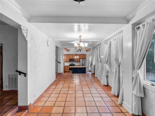 Chandelier, Interior, Kitchen