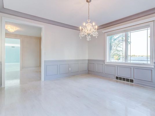 Chandelier, Empty room, Interior