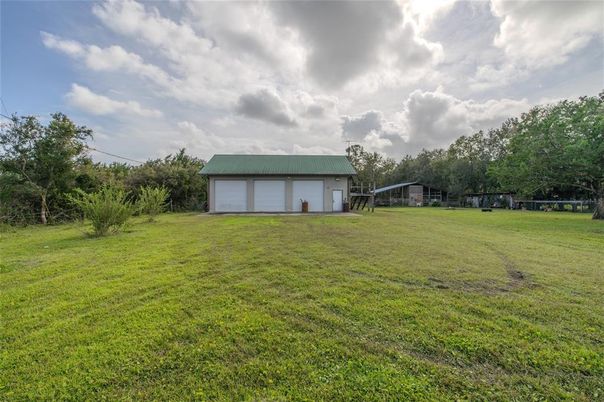 Backyard, Detached Garage, Exterior