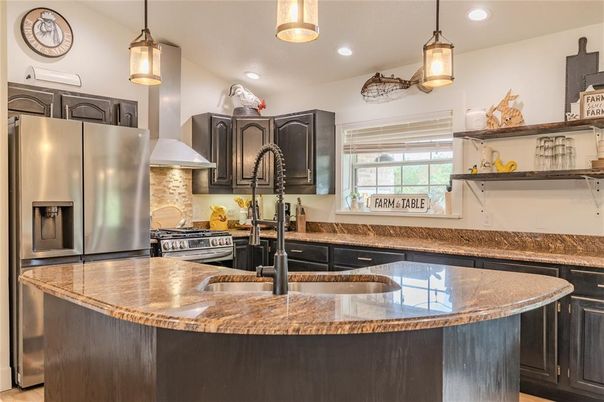 Interior, Kitchen, Pendant Lights, Recessed Lighting, Stainless Steel Appliances