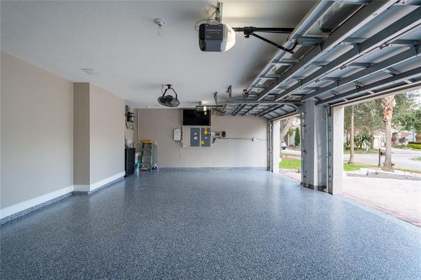 Garage, Interior
