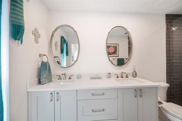 Bathroom, Dual Sink Vanities, Interior