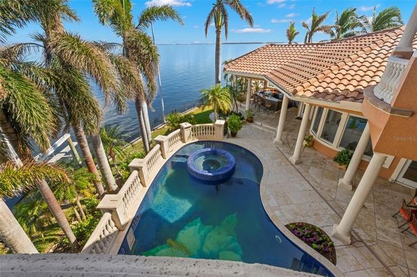 Exterior, Pool, Water