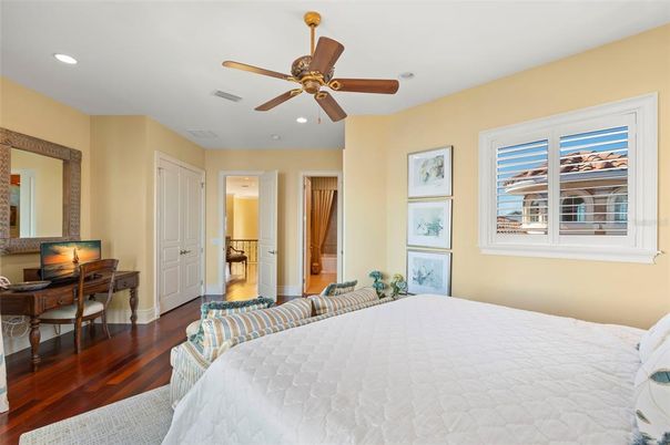 Bedroom, Home Office, Interior, Recessed Lighting, Wood Texture Flooring