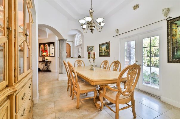 Chandelier, Dining room, Interior
