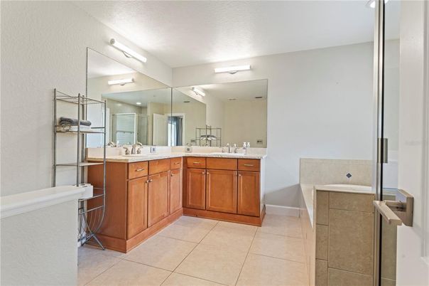 Bathroom, Dual Sink Vanities, Interior