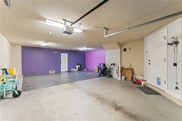 Garage, Interior