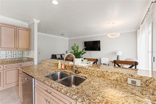Dining room, Interior, Kitchen, Pendant Lights, Recessed Lighting