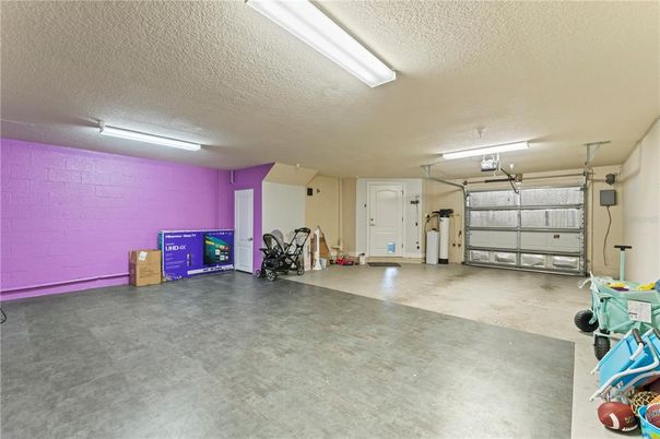 Garage, Interior