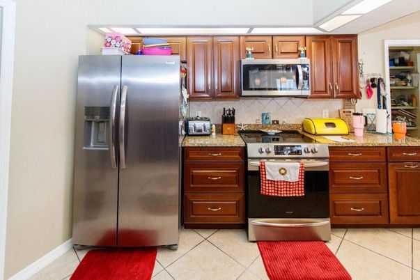 Interior, Kitchen, Stainless Steel Appliances