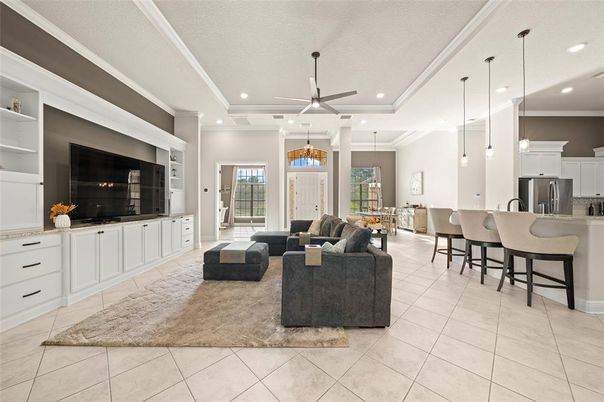 Dining room, Interior, Kitchen, Living room, Pendant Lights, Recessed Lighting, Stainless Steel Appliances