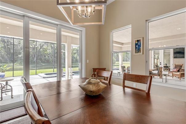 Chandelier, Dining room, Interior