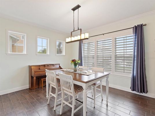 Chandelier, Dining room, Interior, Pendant Lights, Piano, Wood Texture Flooring