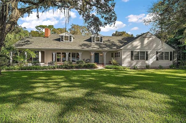 Backyard, Exterior, Facade, Ranch