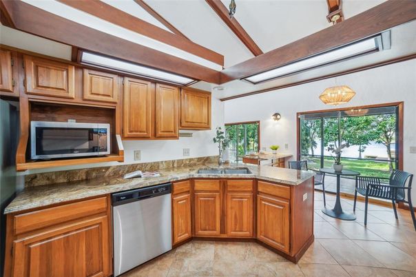 Dining room, Interior, Kitchen, Pendant Lights