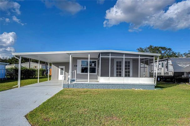 Backyard, Exterior, Facade, Ranch