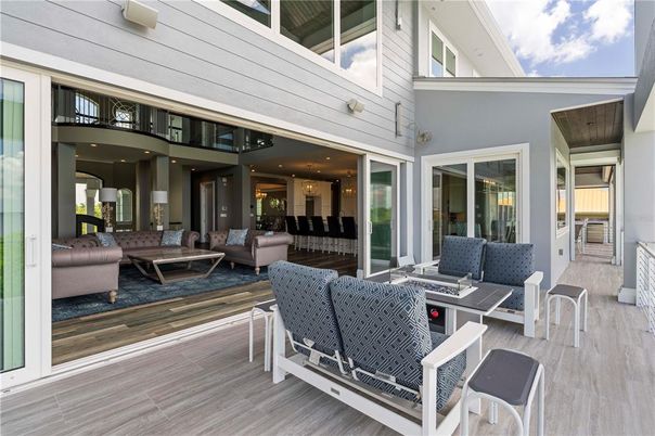 Exterior, Wood Texture Flooring