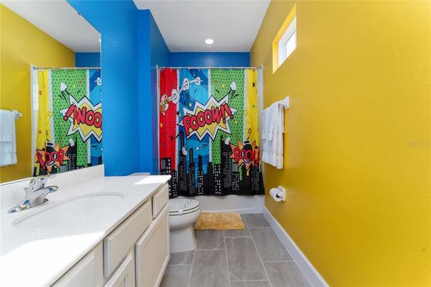Bathroom, Interior, Recessed Lighting