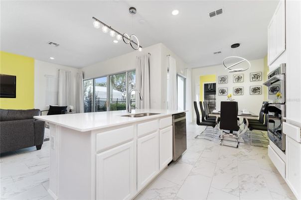 Dining room, Interior, Kitchen, Marble, Pendant Lights, Recessed Lighting
