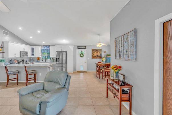 Dining room, Interior, Kitchen, Recessed Lighting, Stainless Steel Appliances