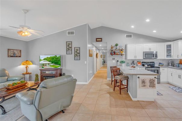 Interior, Kitchen, Living room, Recessed Lighting