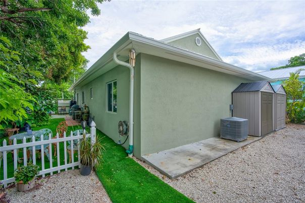 Backyard, Exterior