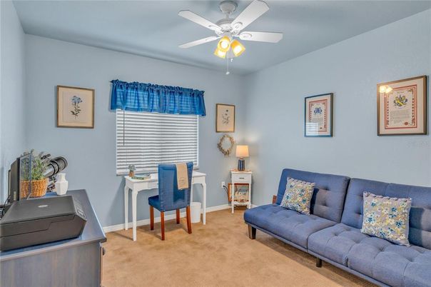 Home Office, Interior