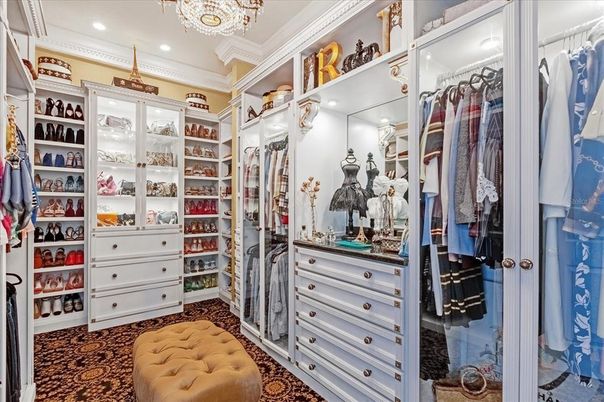 Chandelier, Interior, Recessed Lighting, Walk-in Closets