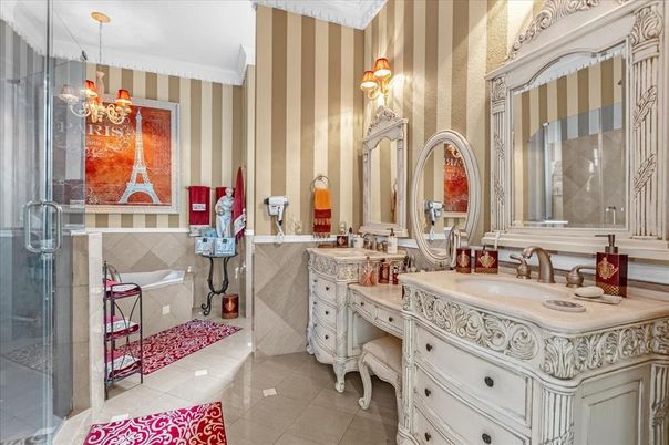 Bathroom, Interior, Pendant Lights