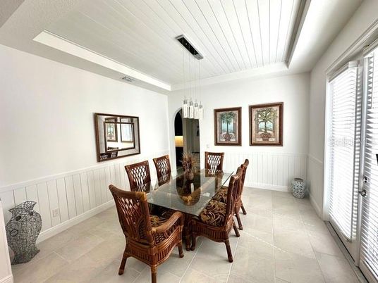 Dining room, Interior, Pendant Lights