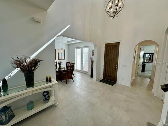 Chandelier, Interior, Pendant Lights