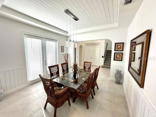 Dining room, Interior, Pendant Lights