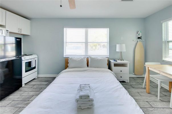 Bedroom, Interior, Kitchen