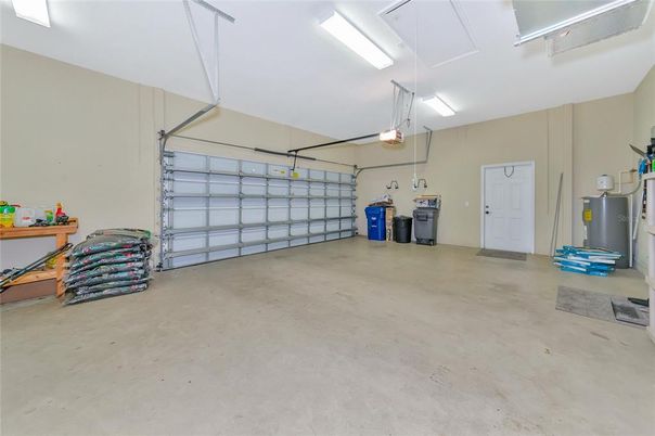 Garage, Interior