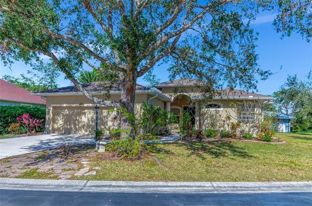 Attached, Backyard, Exterior, Facade, Ranch