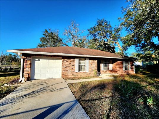 Attached, Exterior, Facade, Brick Facade, Ranch