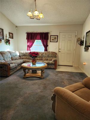 Chandelier, Interior, Living room