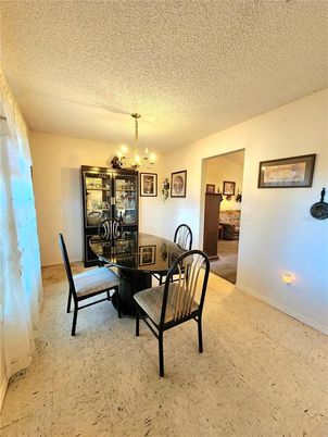 Chandelier, Dining room, Interior