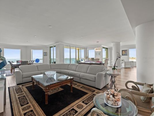 Chandelier, Dining room, Interior, Living room, Pendant Lights, Recessed Lighting, Wood Texture Flooring